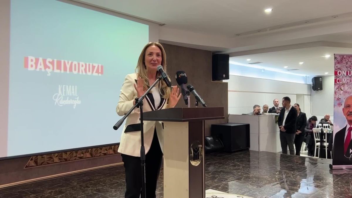 Aylin Nazlıaka: "Bugün Sayın Genel Liderimizle Görüştüm ve 13. Cumhurbaşkanımız Sayın Kemal Kılıçdaroğlu'nun Kabinesi'nde Yarışmak Üzere...