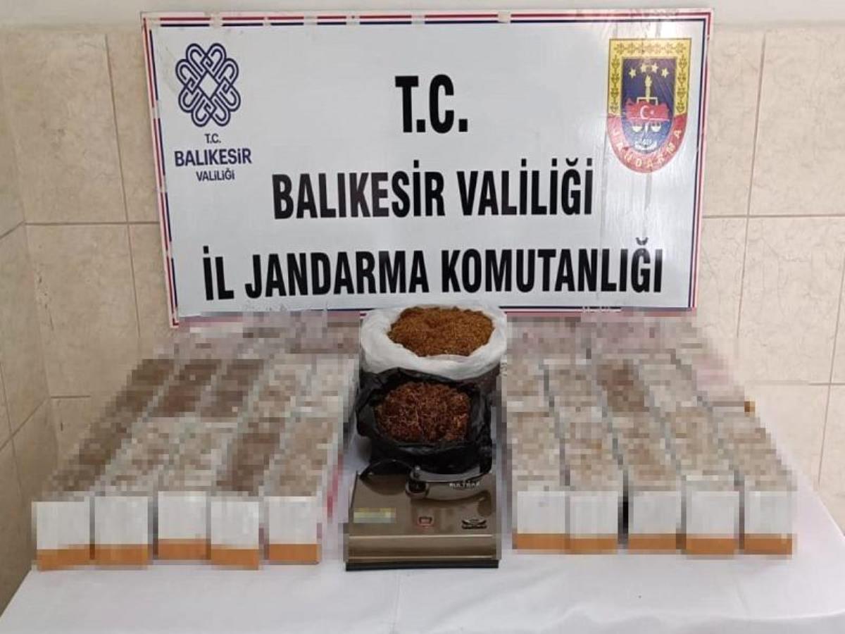 Balıkesir'de jandarmadan kaçak tütün operasyonu: 15 gözaltı