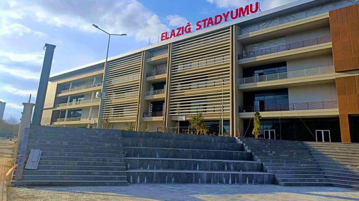 Elazığspor'un yeni stadından Atatürk'ün ismi çıkarıldı! Reaksiyonların arkası gerisi kesilmiyor