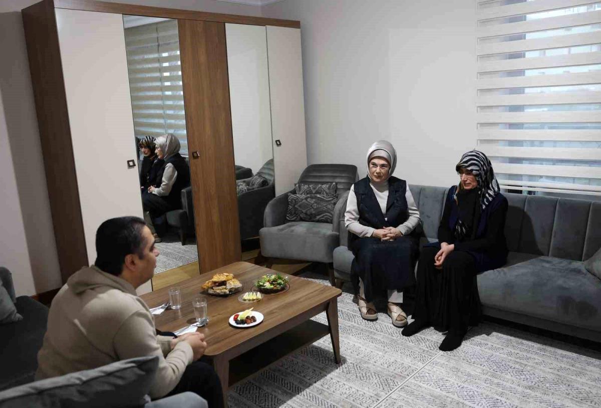 Emine Erdoğan'dan Ankara'daki depremzede aileye iftar ziyareti