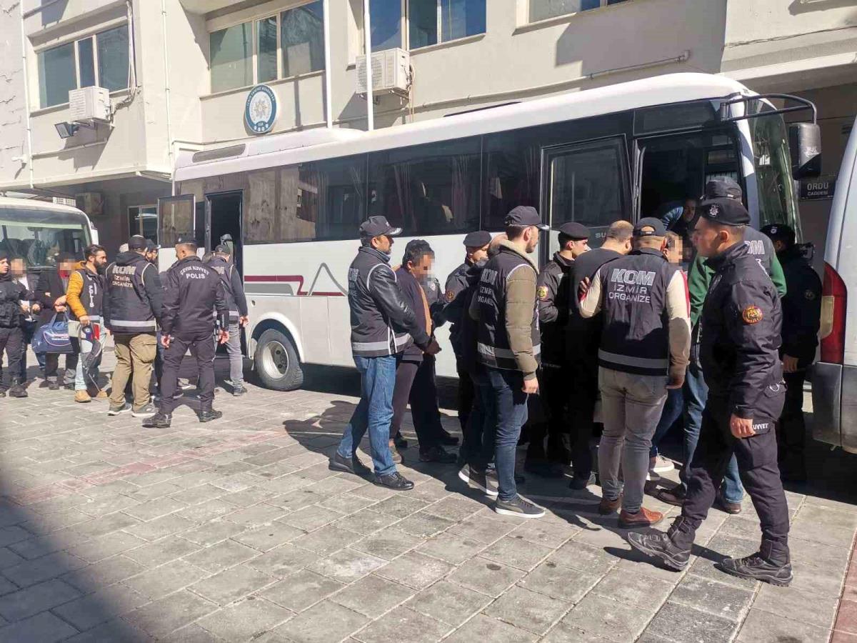 'Gazi Turgut Aslan Operasyonu'nda gözaltına alınan FETÖ şüphelileri adliyede