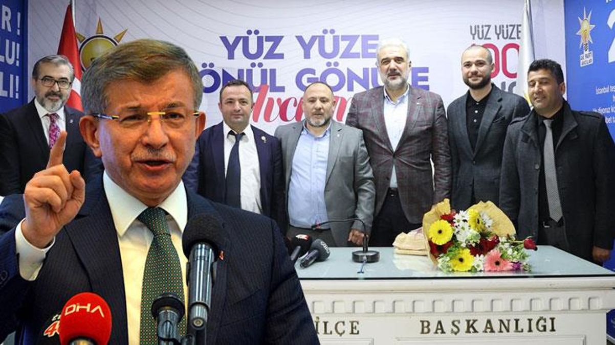 Gelecek Partisi'nde neler oluyor? İlçe lideri istifa edip yanında 20 şahısla AK Parti'ye geçti