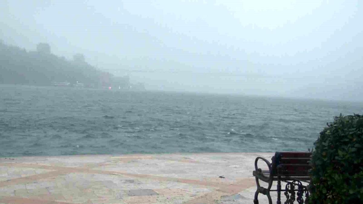 İstanbul'da ağır sis tesirli oldu