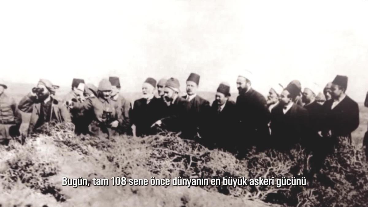 Kılıçdaroğlu'ndan "18 Mart" Bildirisi: "Bu Emsalsiz Destanı Yaratan Başta Büyük Liderimiz Gazi Mustafa Kemal Atatürk Olmak Üzere, Tüm Şehitlerimizi...