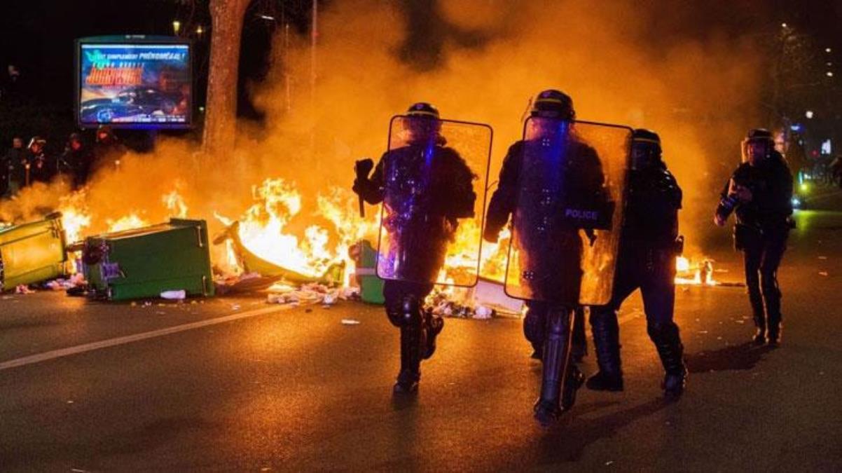 Paris Belediyesi, 243 göstericinin gözaltına alındığı protestolar sonrası kriz masasını topladı