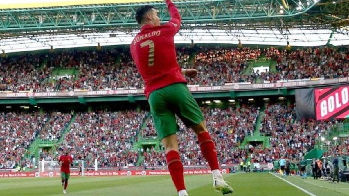 Rekor kırdı! Dünya futbol tarihinde en çok ulusal maça çıkan futbolcu Cristiano Ronaldo oldu