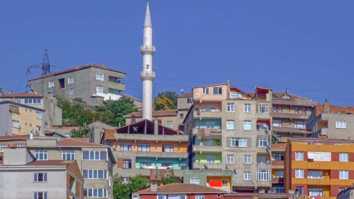 Son Dakika: Marmara Denizi'nde 3.9 büyüklüğünde deprem! Sarsıntı İstanbul'da da hissedildi
