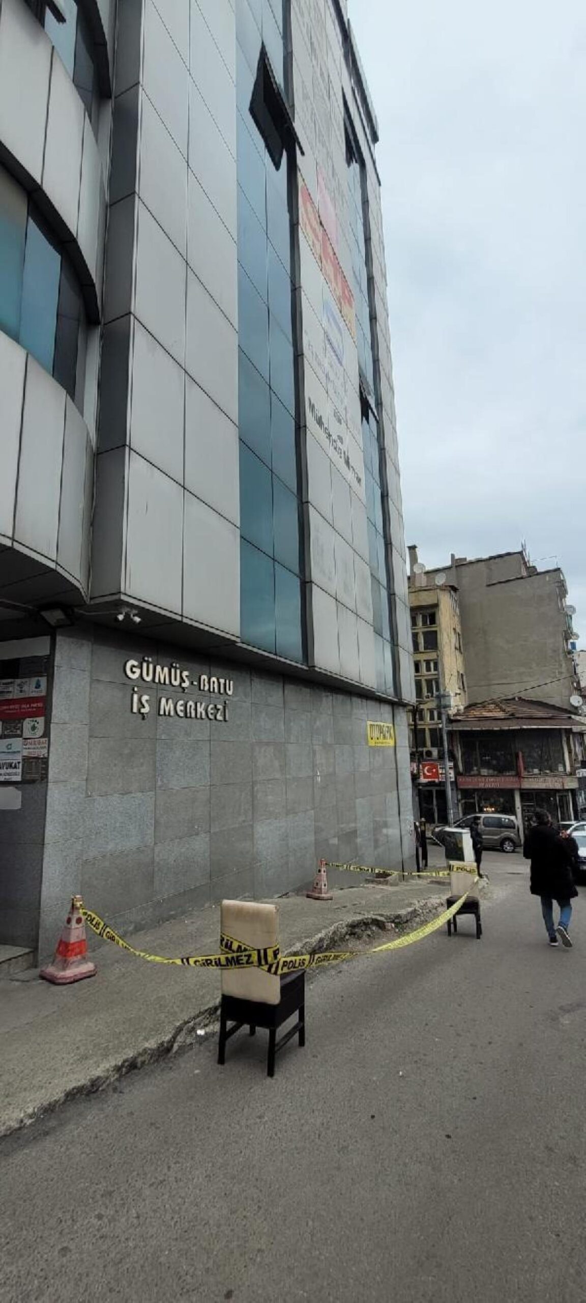 Trabzon'da CHP Vilayet Başkanlığı'nı kurşunlamaya 2 tutuklama