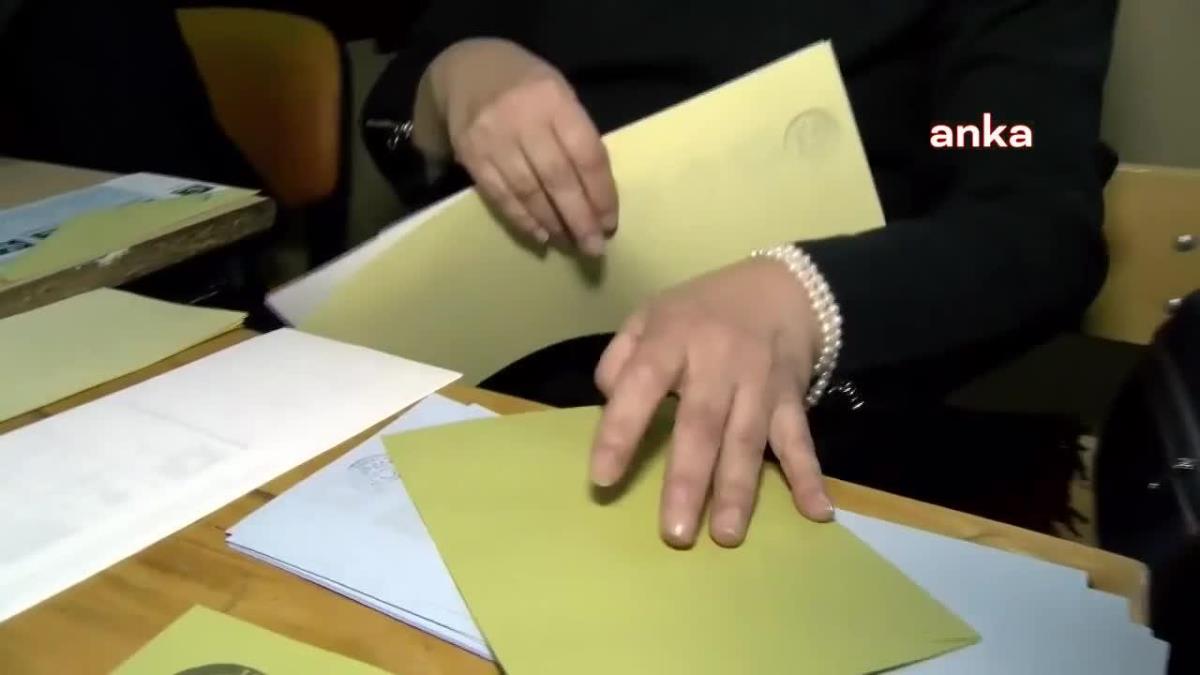 Ysk, Seçim Takvimini Yayınladı: Cumhurbaşkanı Aday Listesi 31 Mart'ta, Milletvekili Aday Listesi İse 19 Nisan'da Katılaşacak