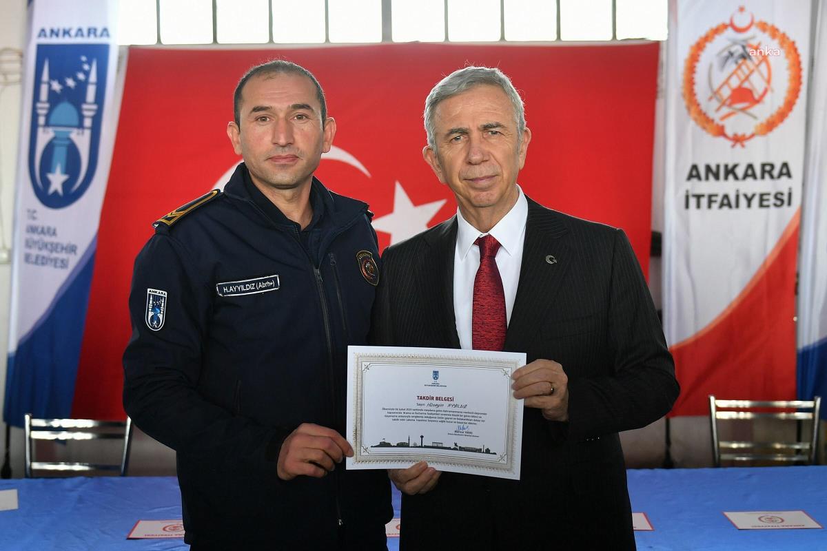 ABB'den sarsıntı bölgesinde çalışan Ankara İtfaiyesi çalışanına takdir dokümanı