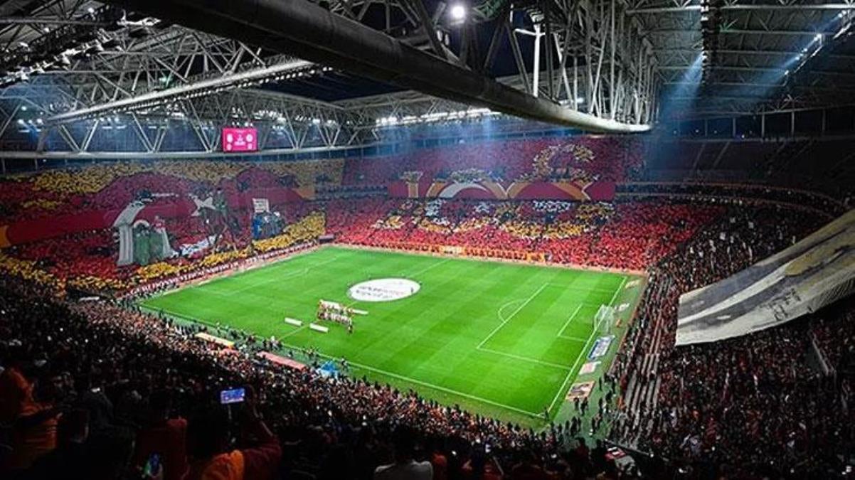 Başakşehir maçına gidecek Galatasaray taraftarını büyük sürpriz bekliyor! Yeni şarkıyı birinci defa duyacaklar