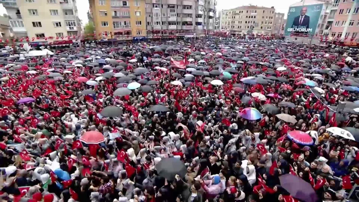 Cumhurbaşkanı Adayı Kılıçdaroğlu, Çanakkale'de: "Bu Ülkenin Çıkarları İçin Tek Adam Rejimine Karşıyız. Ulusal Kurtuluş Savaşını Veren Bir Ülke Bir Tek...