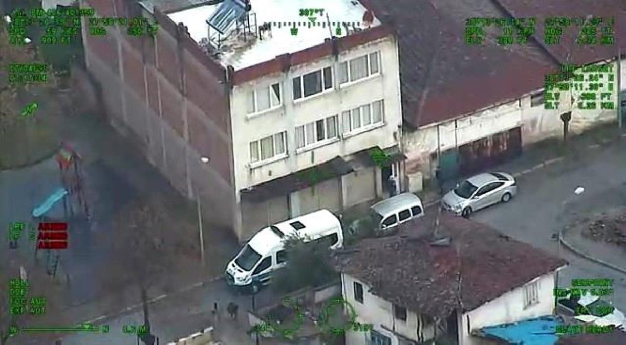 İzmir merkezli 4 vilayette uyuşturucu tacirlerine şafak baskını kamerada