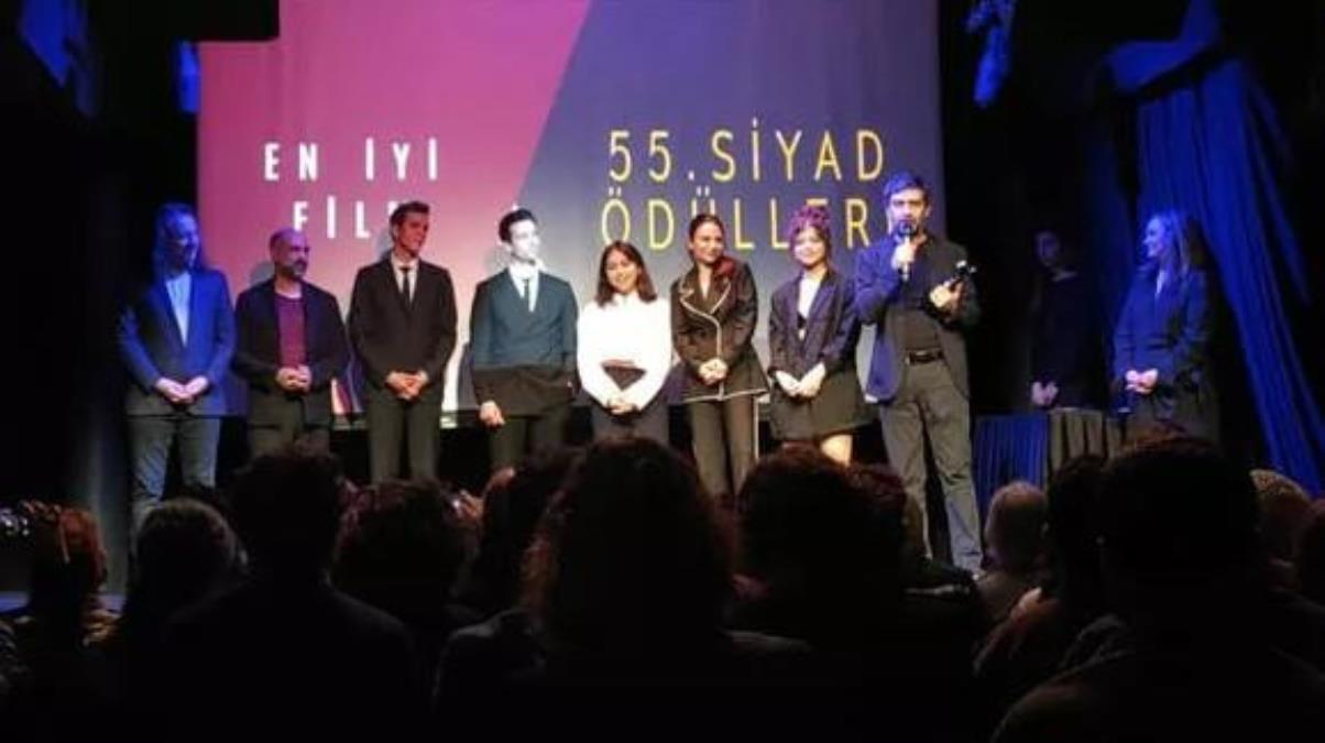 SİYAD 55. Türk Sineması Mükafatları sahiplerini buldu! Kurak Günler takımı 6 ödül birden aldı
