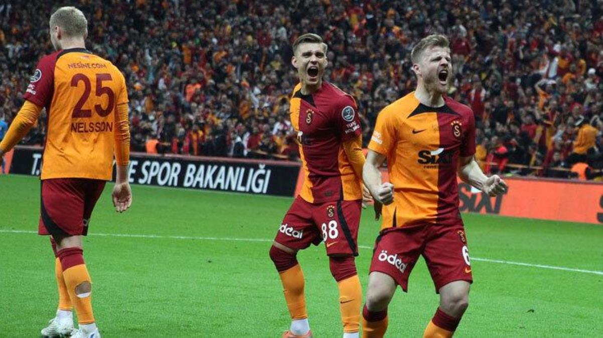 Son Dakika: Başkan Galatasaray, son dakikalarda bulduğu gollerle Adana Demirspor'u 2-0'lık skorla mağlup etti