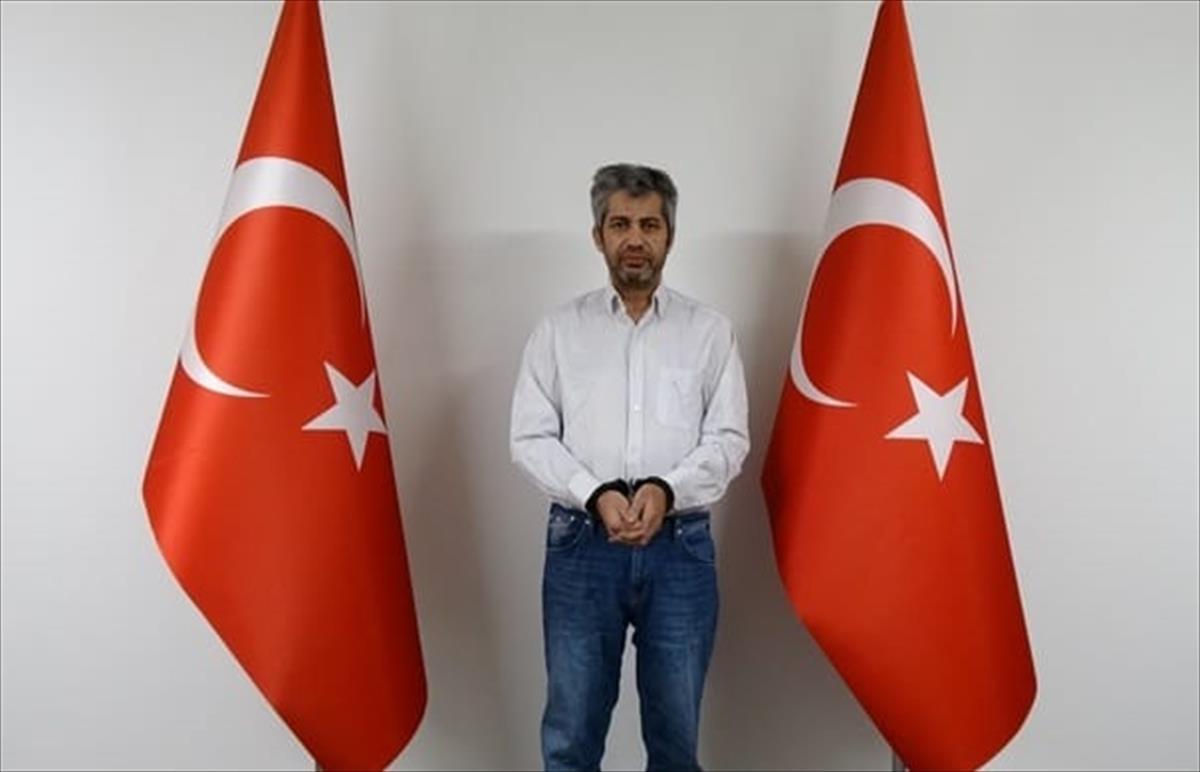 Son dakika! FETÖ'nün aktüel finans yapılanmasında yer alan Mehmet Cintosun, MİT tarafından yurt dışında yakalandı