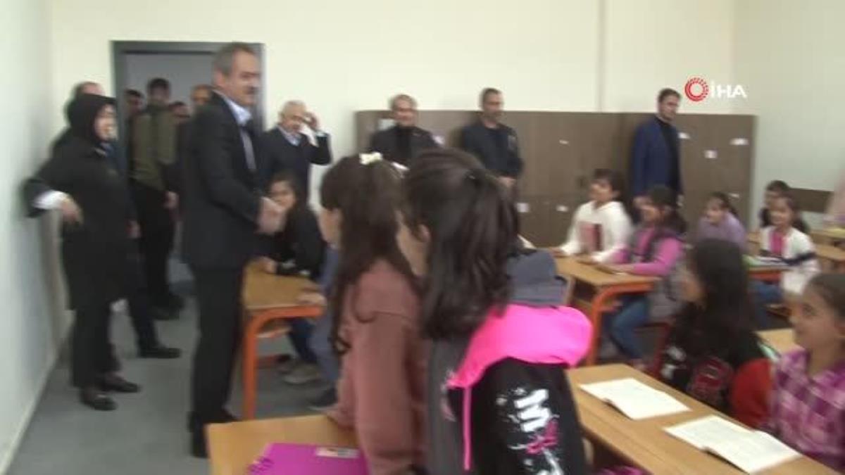 Ulusal Eğitim Bakanı Özer: Depremzede öğrenciler LGS'ye istedikleri vilayette girebilecek