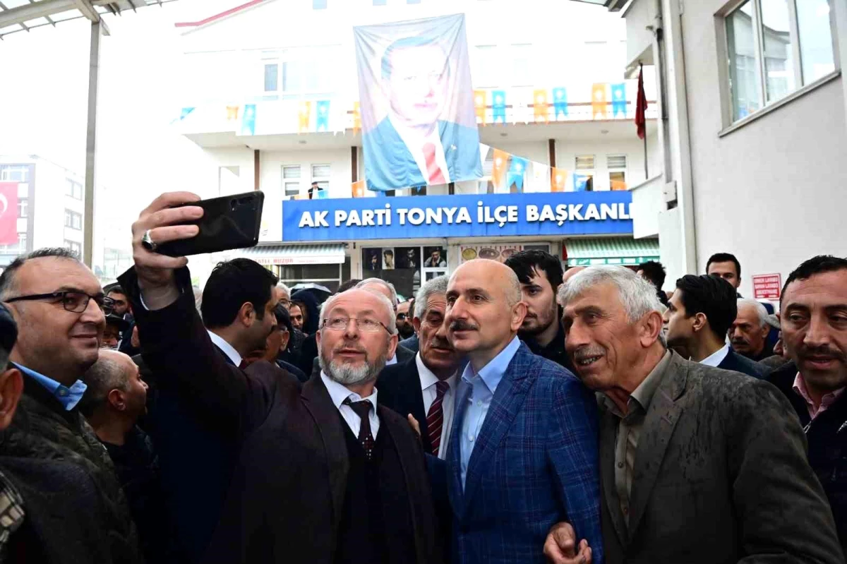 Bakan Karaismailoğlu: "Türkiye'de iki şey bitmez; bir AK Parti'nin icraatleri, iki CHP'nin yalanları"
