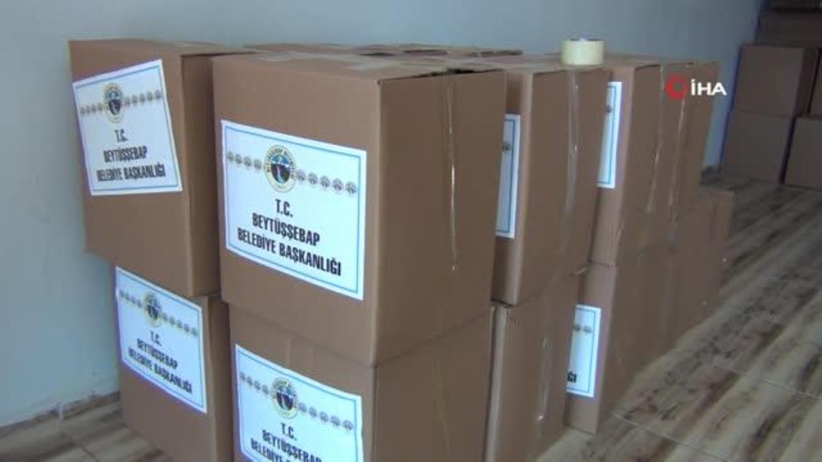 Beytüşşebap Belediyesi bayram öncesi 500 aileye besin kolisi dağıttı