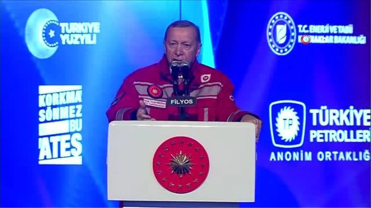 Cumhurbaşkanı Erdoğan: "Konutlarımızda birinci bir ay tamamı fiyatsız, bir yıl mutfak ve sıcak su kullanımındaki 25 metreküplük doğalgazı fiyatsız...