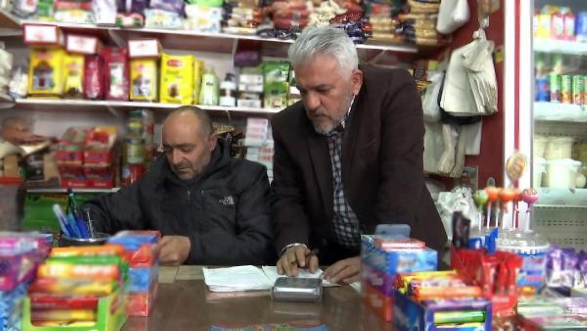 Elazığ'da 'zimem defteri' geleneği; mahalle mahalle gezip, borç kapatıyor