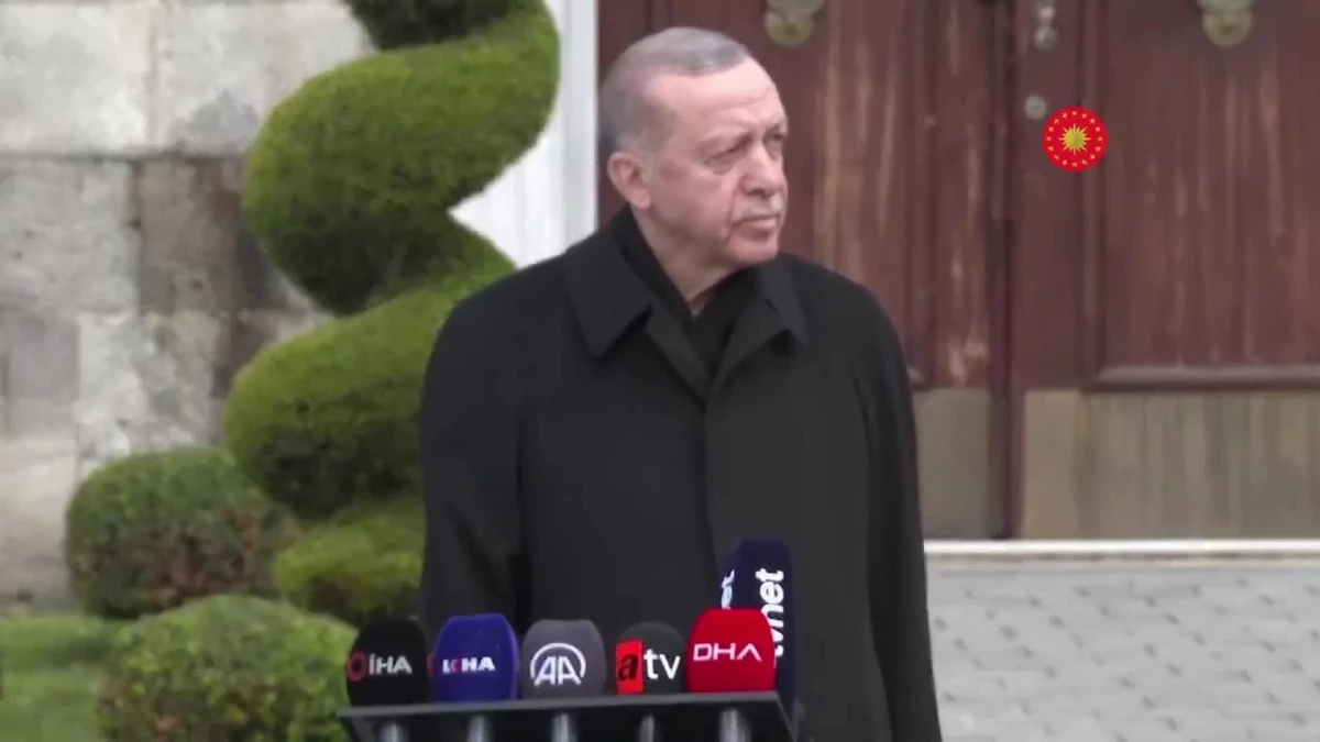 Erdoğan: "Bazı Parti Liderleri, Kendilerine İstanbul'da Bu türlü Bir Hücum Olunca Bunu Ranta Dönüştürmenin Çabası İçerisine Girdiler"