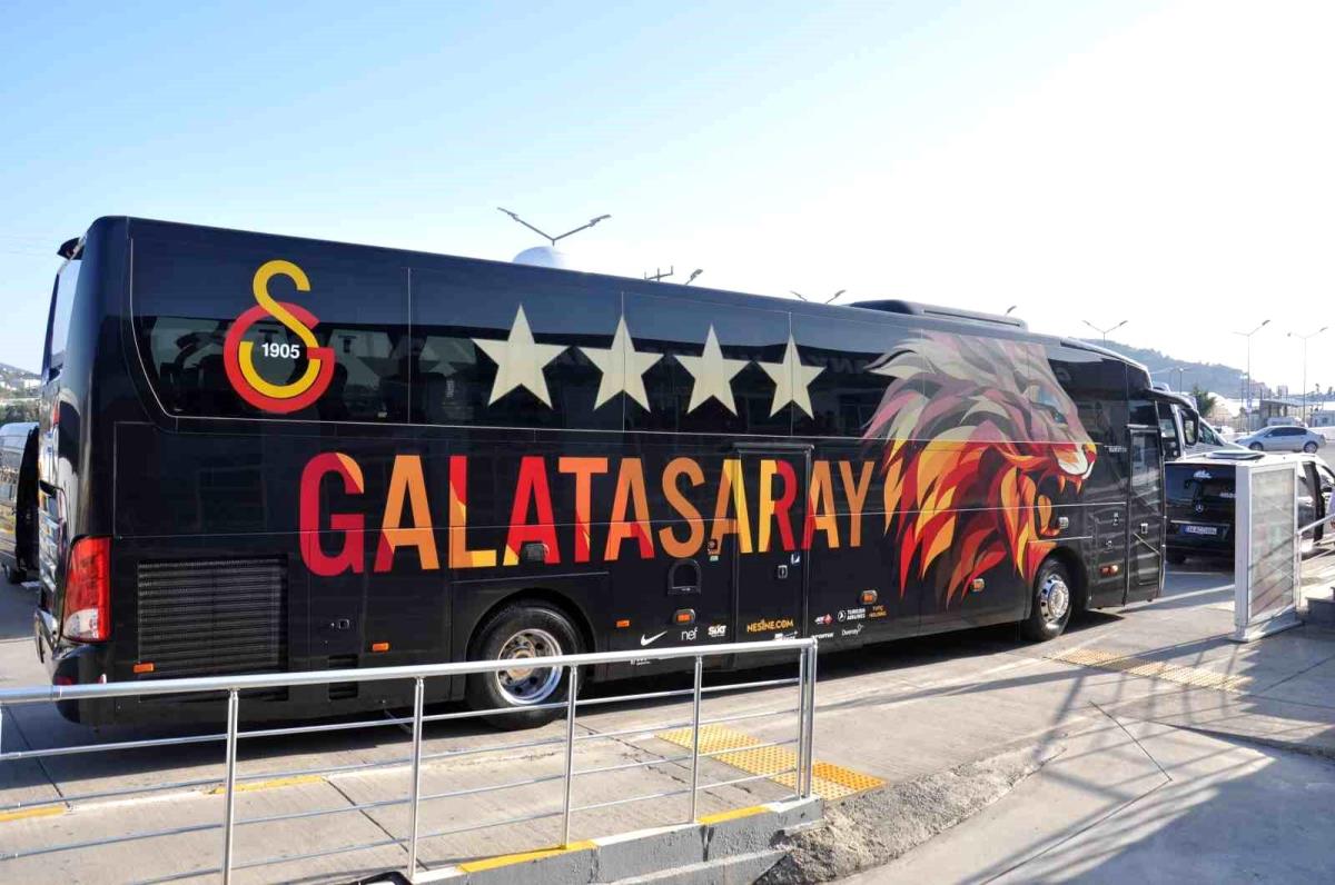 Galatasaray kafilesi Alanyaspor maçı için Gazipaşa'da