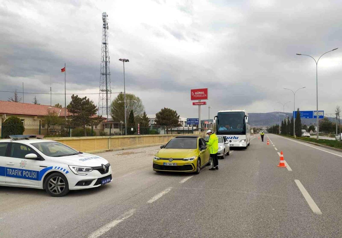 Kütahya'da Ramazan Bayramı müddetince trafik önlemlerinde 375 takım ve 753 işçi misyon yapacak