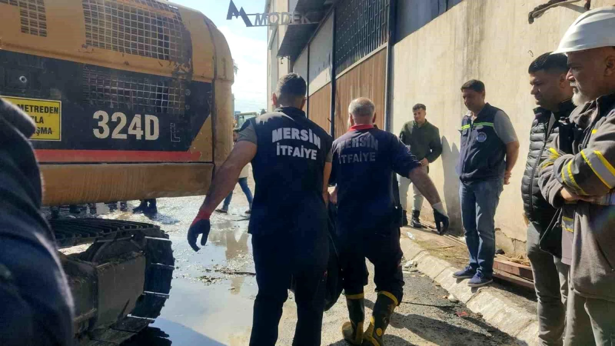 Mersin'deki yangında 3 kişinin cansız vücuduna ulaşıldı