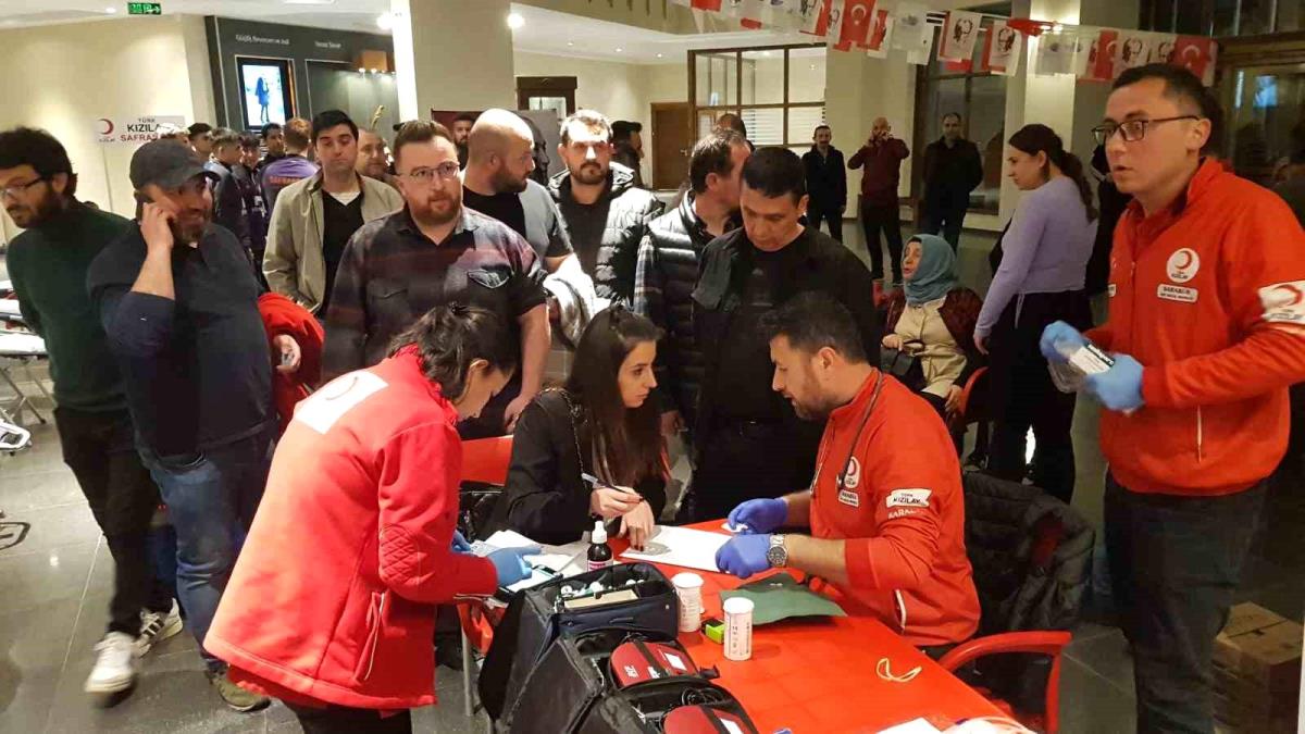 Safranbolu'da yüzlerce kişi kan bağışında bulundu