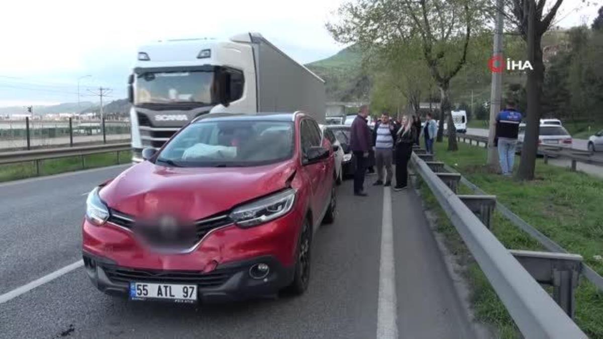 Samsun'da 7 arabanın karıştığı zincirleme kaza