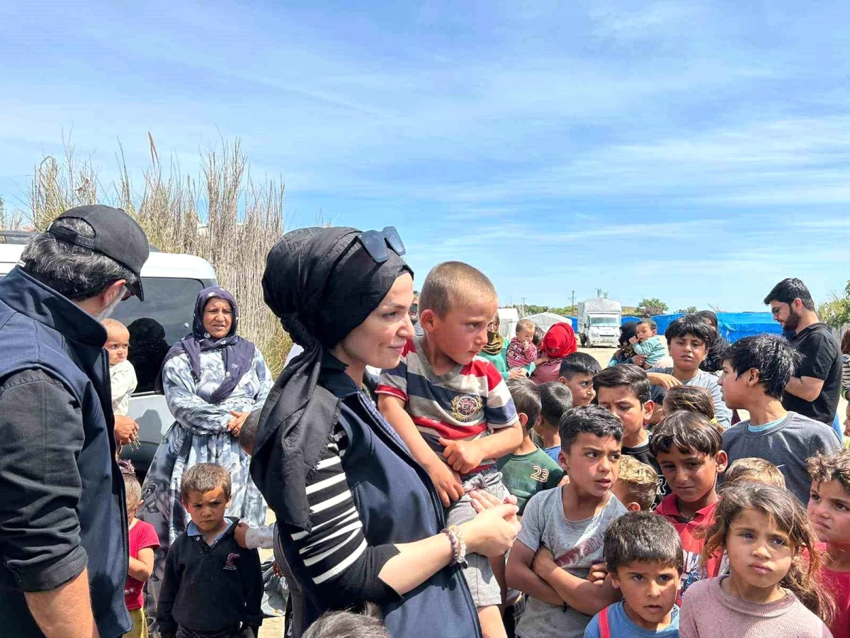Şehit ailelerinden depremzede 500 çocuğa bayram ikramı