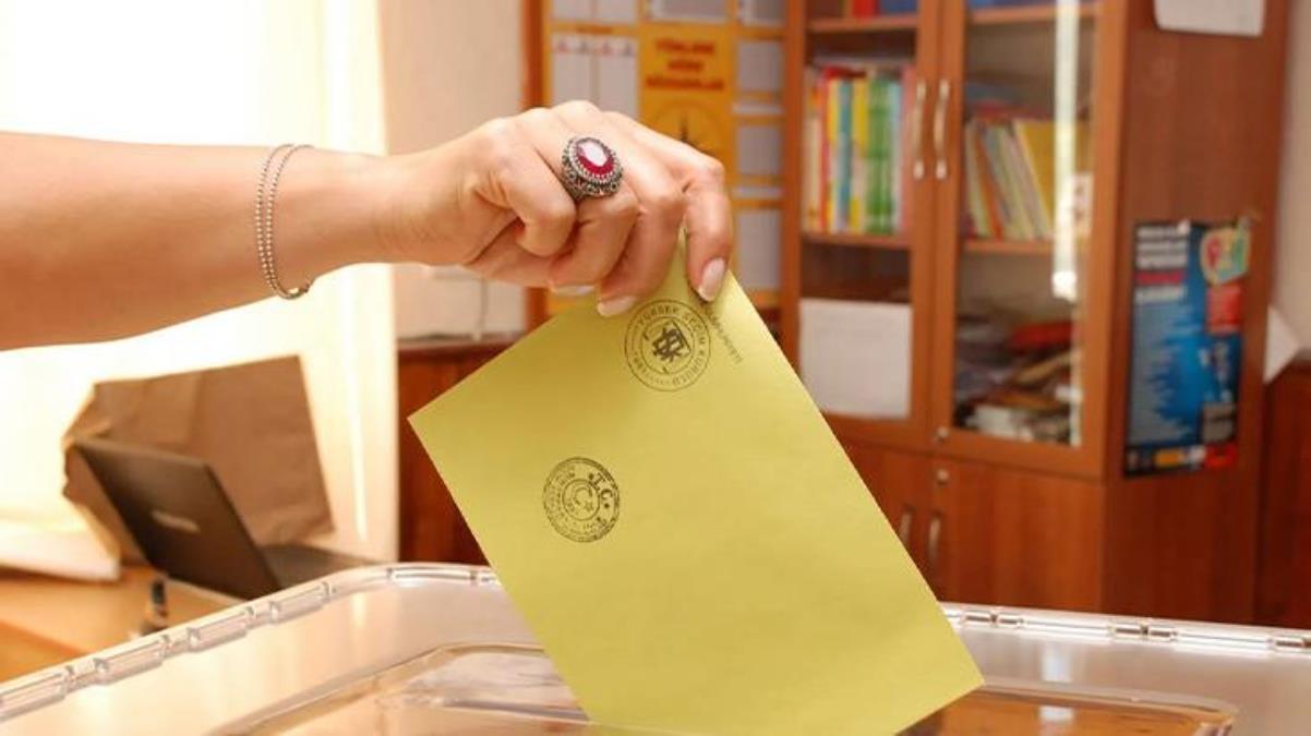 Son dakika: Yüksek Seçim Heyeti süreksiz aday listesini yayımladı! Seçimde 24 siyasi parti ve 152 bağımsız aday yarışacak