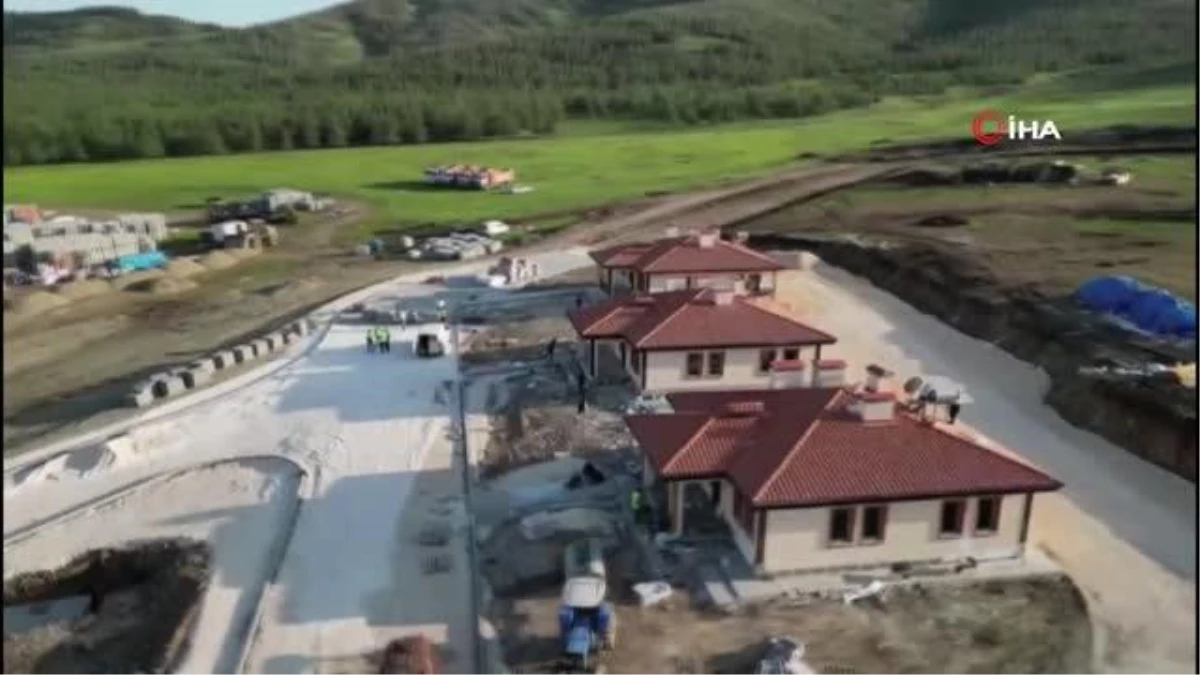 Üretimi tamamlanan köy meskenlerini Cumhurbaşkanı Erdoğan depremzedelere teslim edecek