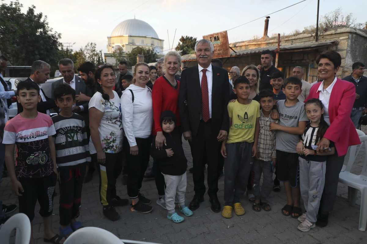 Adana Büyükşehir Belediye Lideri Karalar, Bayramı Halkla Geçirdi