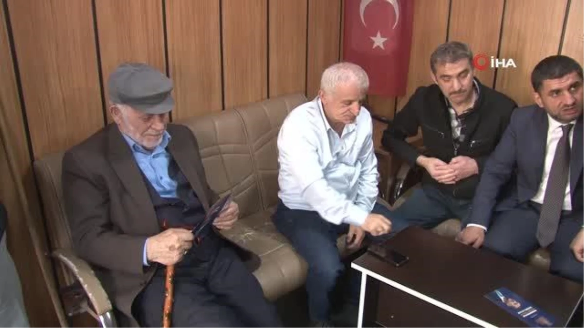 AK Parti Milletvekili adayı Yahya Çelik, Sultanbeyli esnafını ziyaret etti
