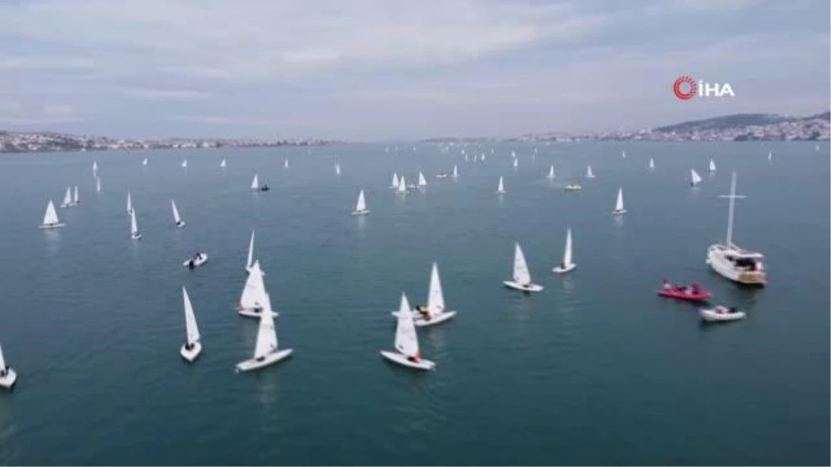 Ayvalık, TYF Yelken Ligi 2. Ayak Optimist Yarışları'na konut sahipliği yapıyor