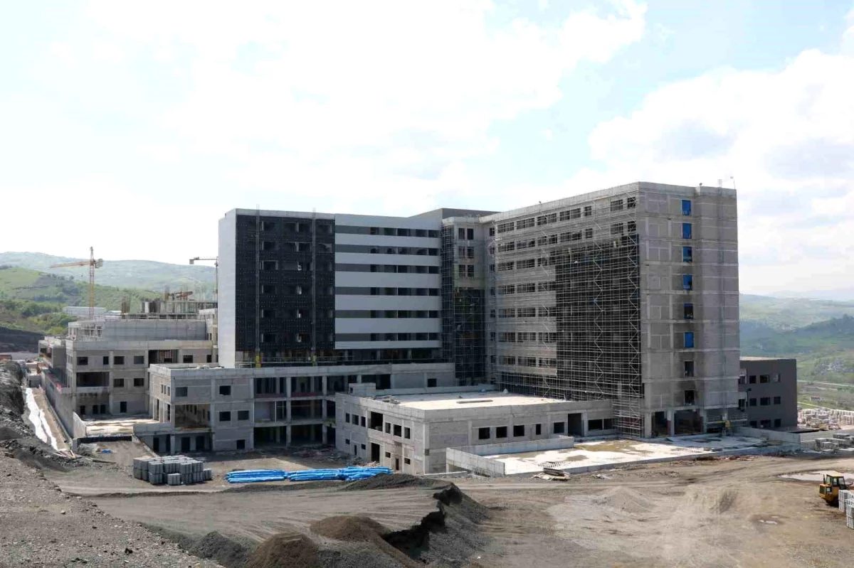 Bakan Muş: "Samsun Kent Hastanesi 2024 baharında hizmete girecek"