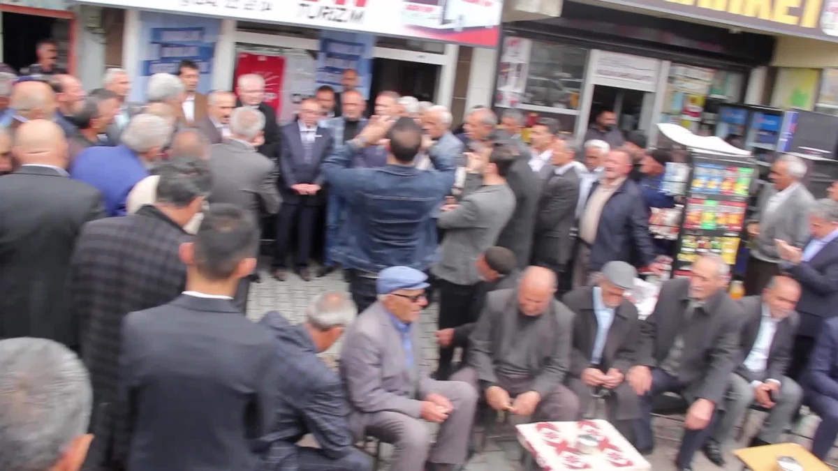 Çaldıran'da CHP Seçim Ofisi Açıldı