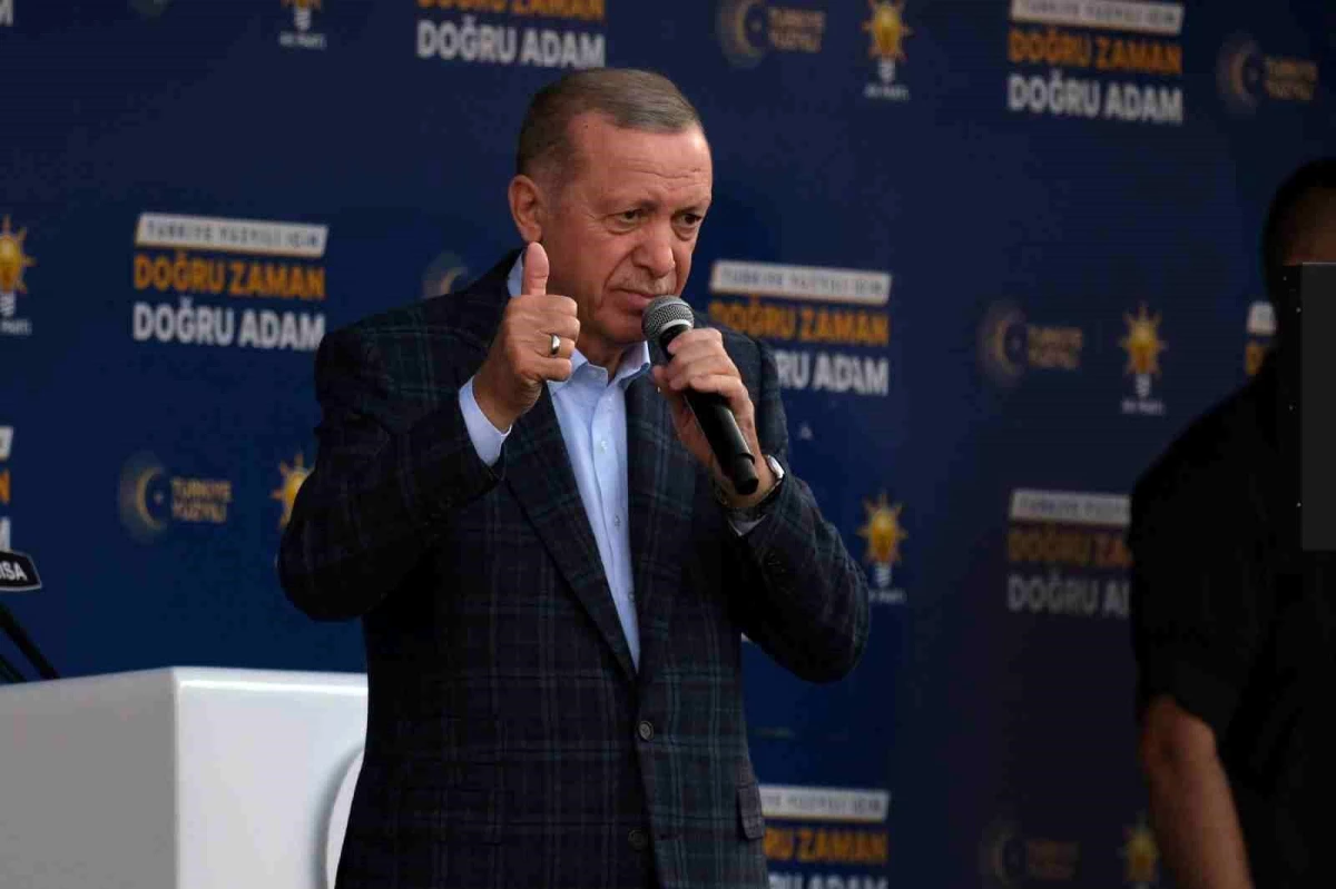 Cumhurbaşkanı Erdoğan: "Önümüzü kimse kesemez, kâfi ki bu namertlere bu ülke bırakılmasın"
