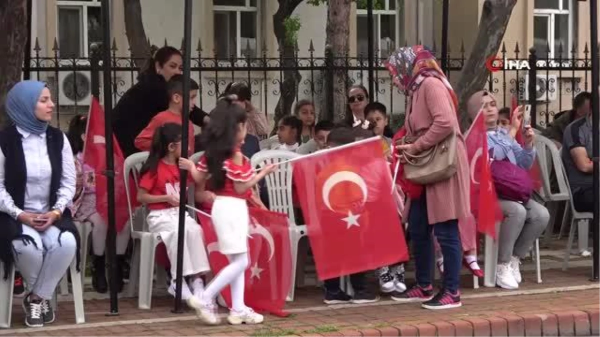 Diyarbakır'da çocuklar iki bayramı coşkuyla bir ortada kutladı