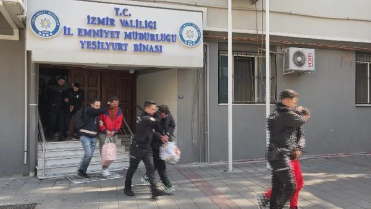 İzmir'de 'Kuzenler' Operasyonu: 38 Kuşkulu Tutuklandı