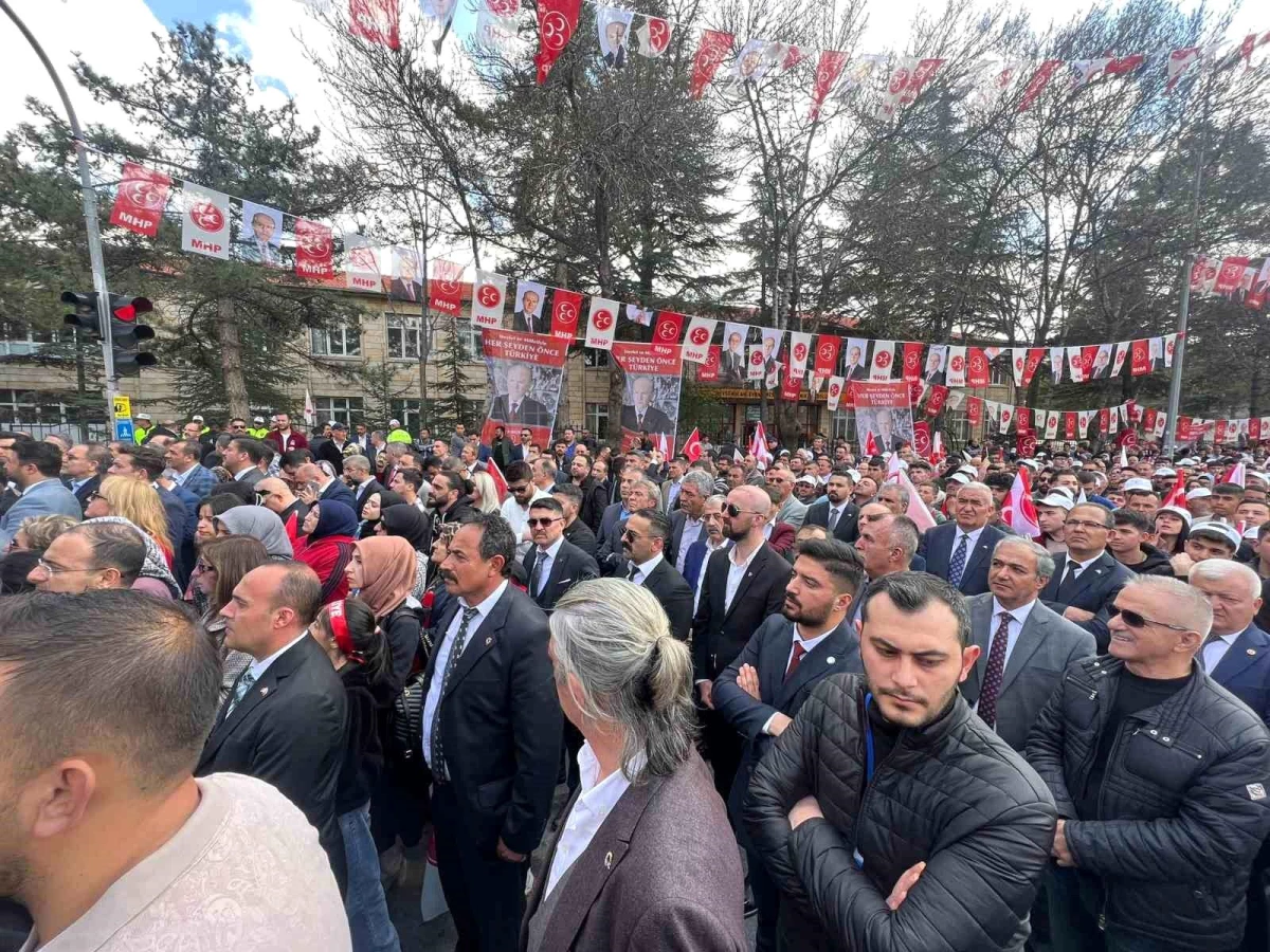 MHP Genel Lideri Bahçeli: "Ülkenin hafıza kaybına uğradığını söyleyenlerin zihniyeti koltuktur"