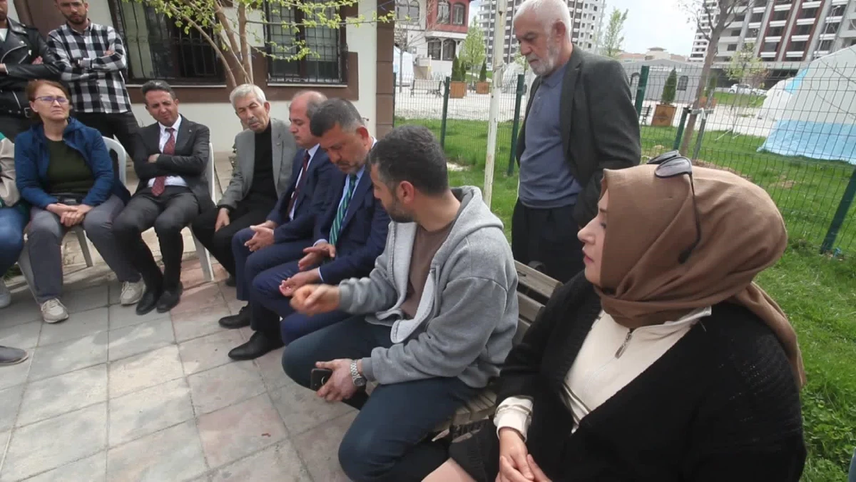 Veli Ağbaba: "Bütün Malatya'yı Toplumsal Konuta Mahkum Ederseniz Burası Fakir Bir Kente Dönüşür"