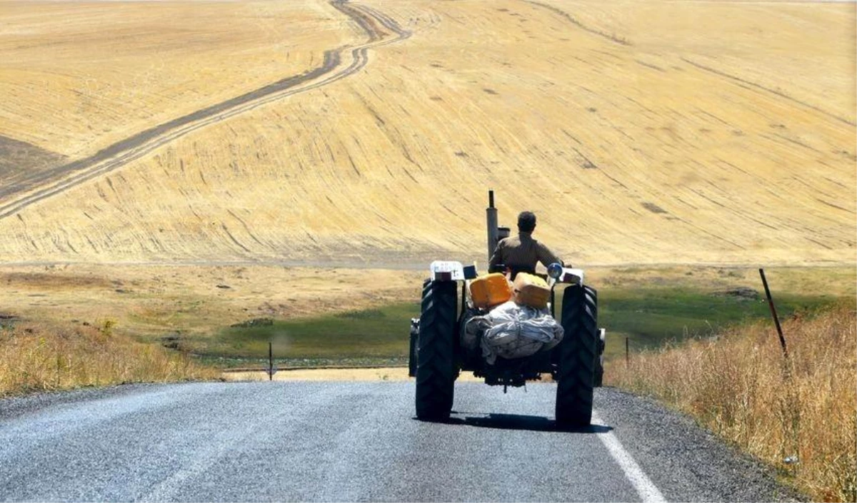 Erzurum'da trafiğe kayıtlı 20 bin 939 traktör var