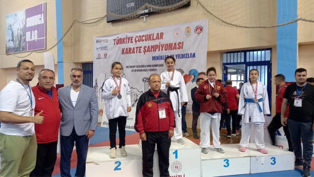 Eskişehirli genç sportmenler, Türkiye Şampiyonası'ndan 5 madalya ile döndü