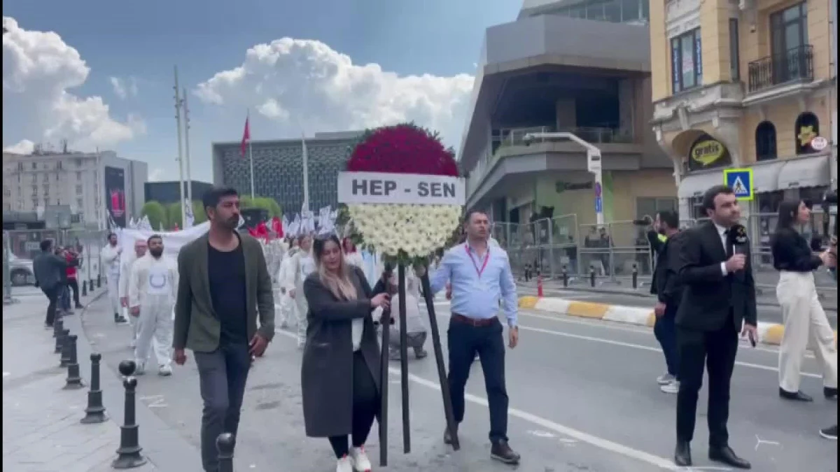 HEP-SEN, 1 Mayıs'ta Sıhhat Sisteminin Hastalığını Protesto Etti