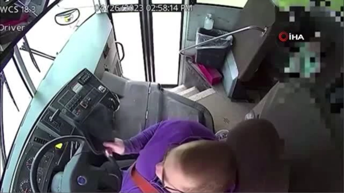 Sürücüsü bayılan okul otobüsünü durdurdu, faciayı önledi