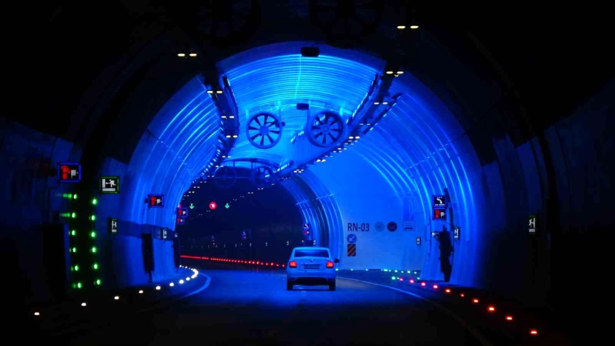 Zigana Tüneli 3 Mayıs'ta hizmete giriyor