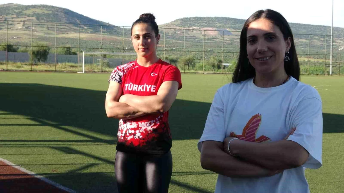 Kilisli atlet, futbol alanında idman yaparak cirit atmada Türkiye şampiyonu oldu